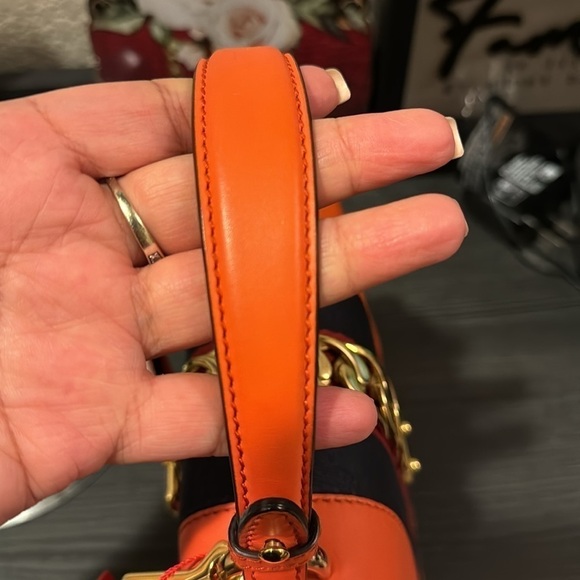 Authentic Gucci Sylvie two way bag- Brand New No box - Picture 7 of 11